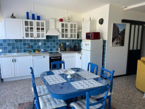 Charmant appartement en rez-de-chaussée à 150m de la plage